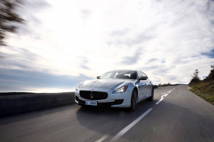  Maserati Quattroporte 2012 года  (фото 12 из 126)